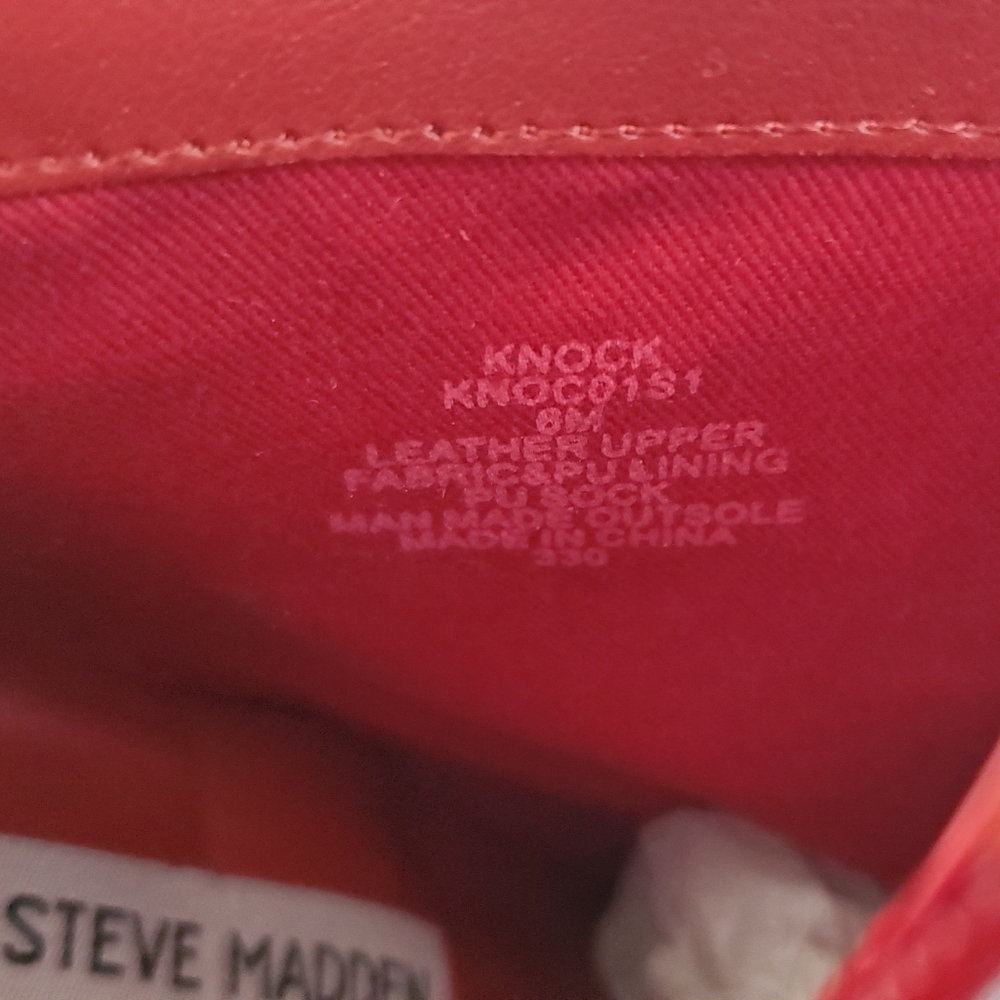 🆕️ STEVE MADDEN KNOCK RED BOOTIES - Picture 8 of 8